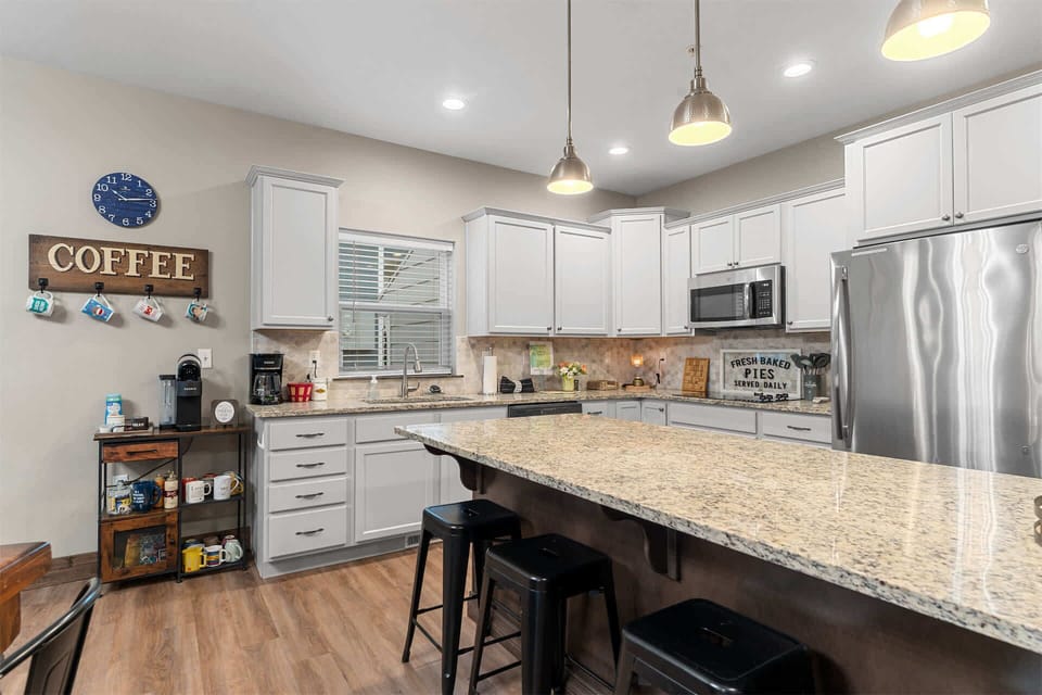 House, Multiple Beds, Hot Tub (Kokomo Kove) | Private kitchen