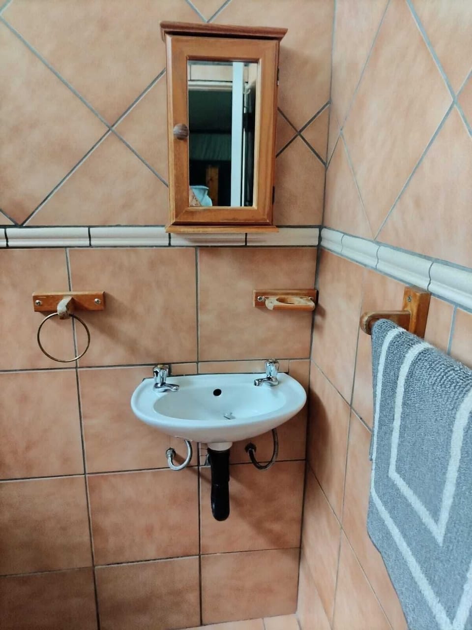 Luxury Tent, River View | Bathroom