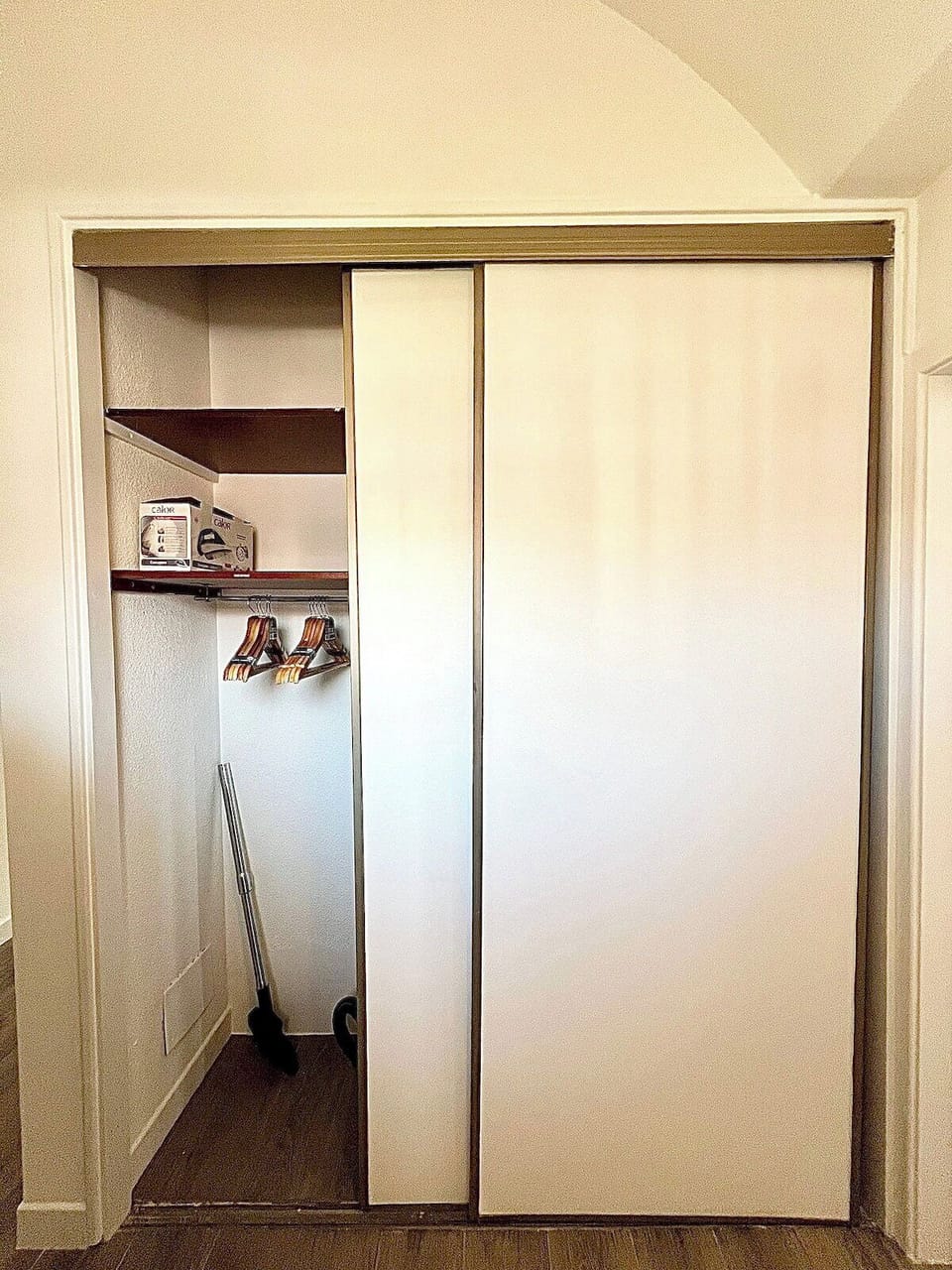 Bedroom image 1