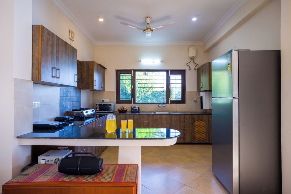 Deluxe Villa, Hill View | Private kitchen