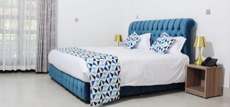 Luxury Double Room | In-room safe, free WiFi