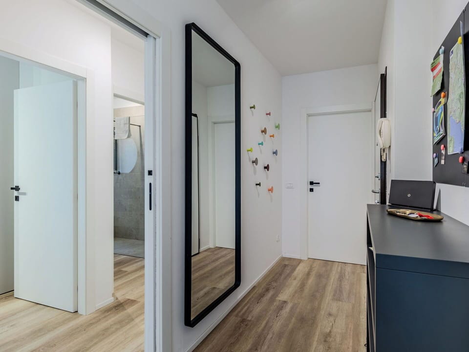 Interior Design, Flooring, Wall, Floor, Wood Flooring, Wood, Ceiling, Room, Apartment, Laminate Flooring