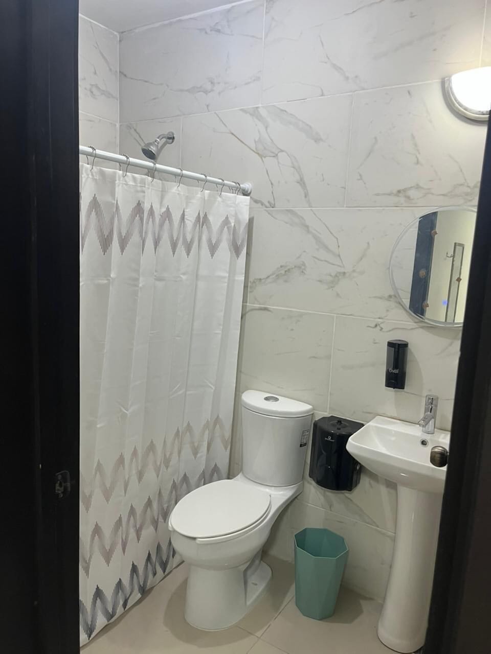 Standard Double Room | Bathroom | Shower, towels, soap, shampoo