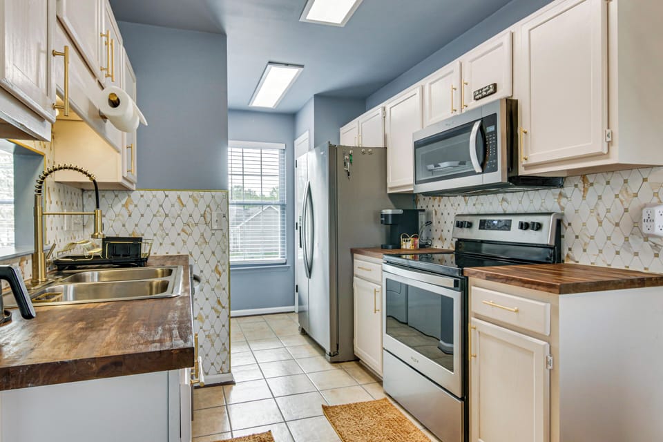 House (3 Bedrooms) | Interior