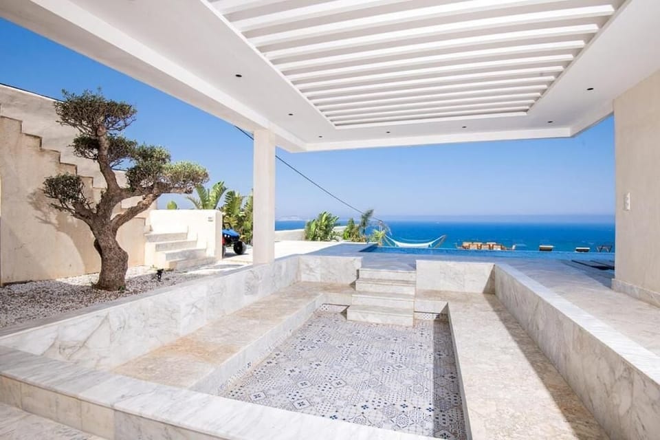 Villa, 6 Bedrooms, Private Pool, Ocean View | Property grounds