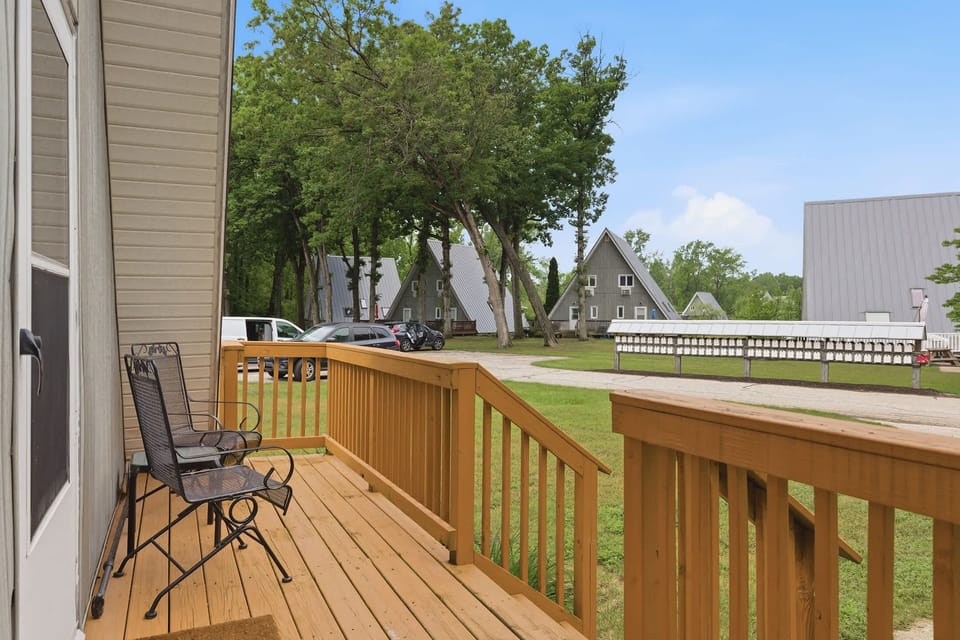 Front deck seating offers a quiet spot to enjoy the resort grounds.