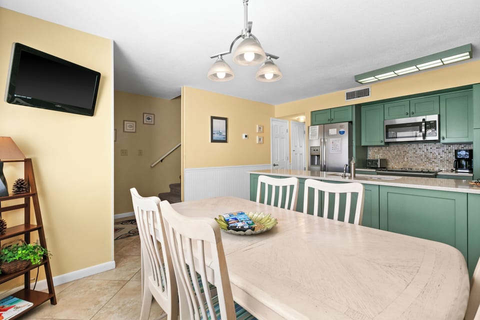Dining Room and Kitchen