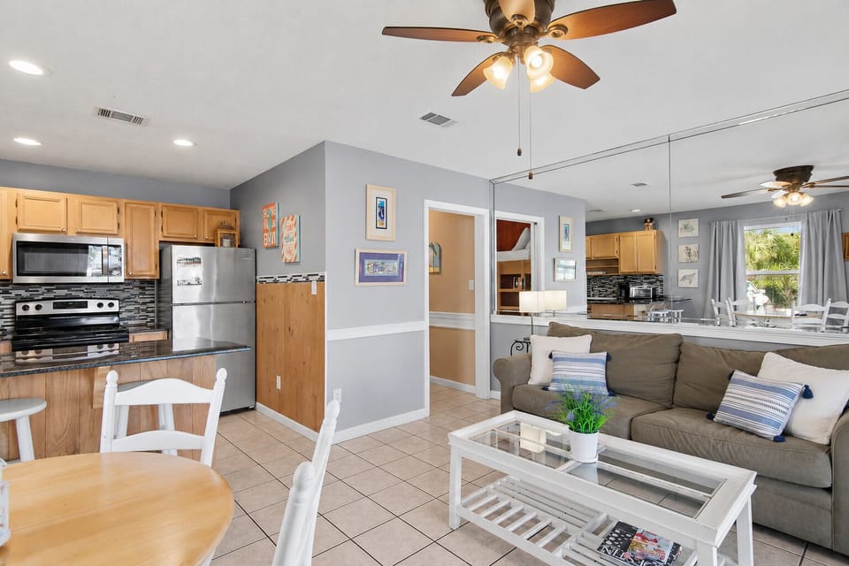 Living and dining space