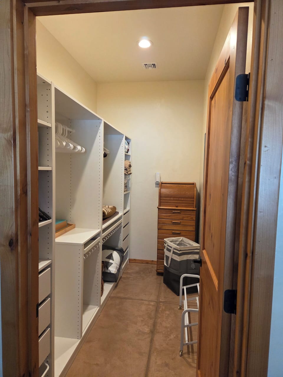 Walk-in closet