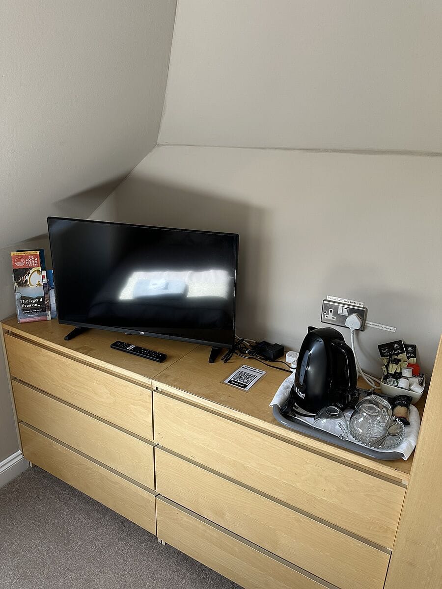 Travel crib, bed sheets