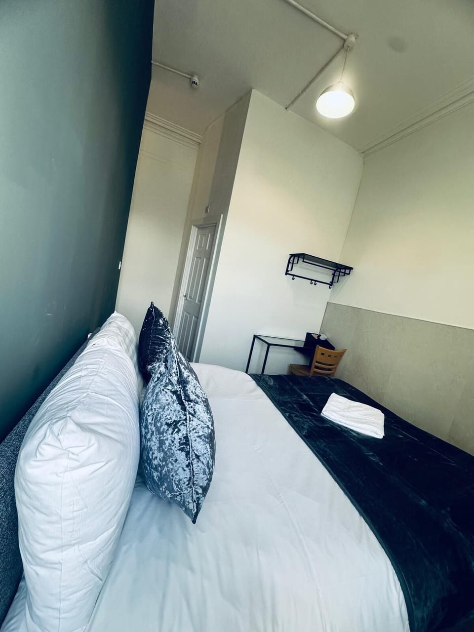 Double Room, 1 Double Bed, Non Smoking, Private Bathroom