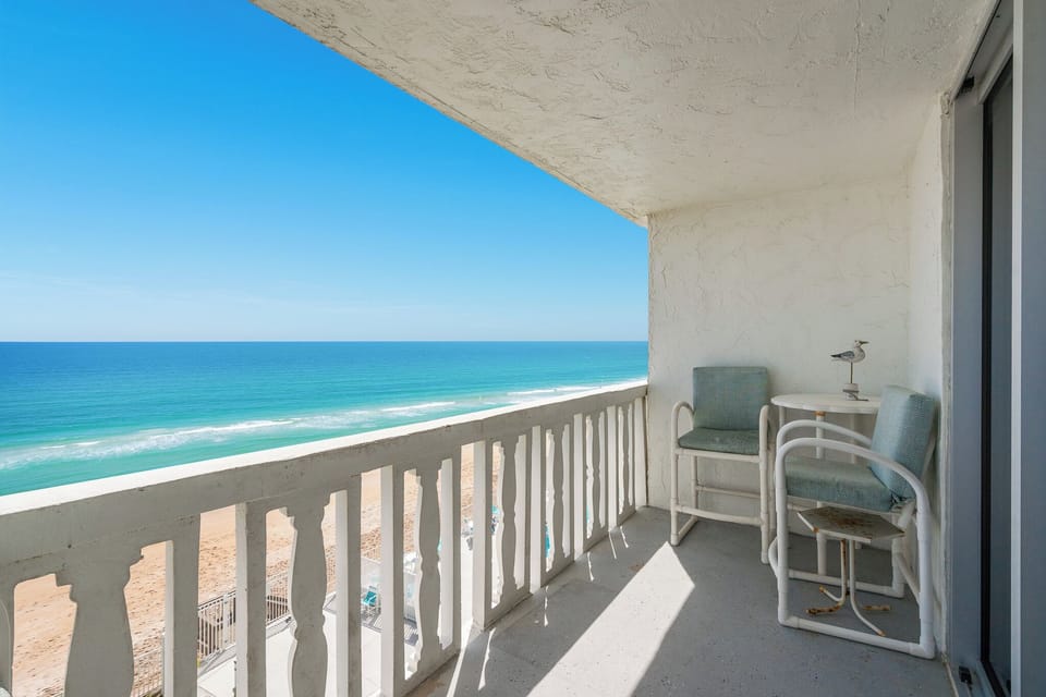 Private, Oceanfront Balcony