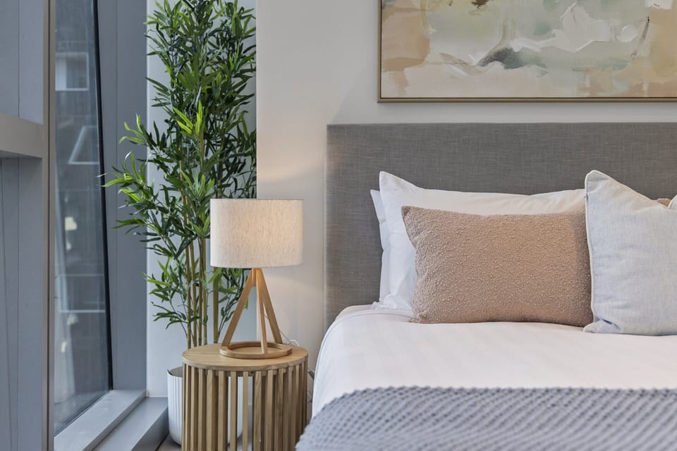 Apartment | 2 bedrooms, laptop workspace, bed sheets