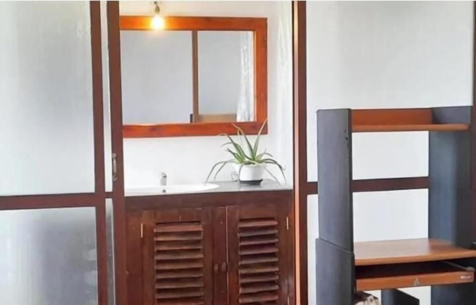 Deluxe Studio, Balcony, Sea View | Interior