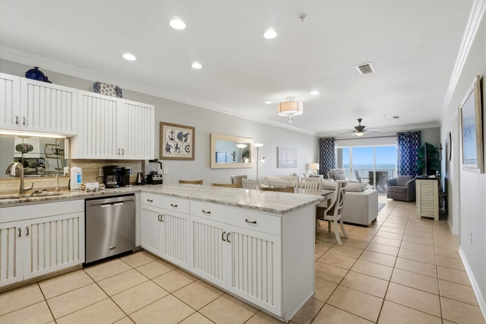 Condo, Multiple Beds (Marlin Key 2D) | Interior