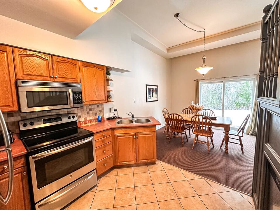 Kitchen and dining area