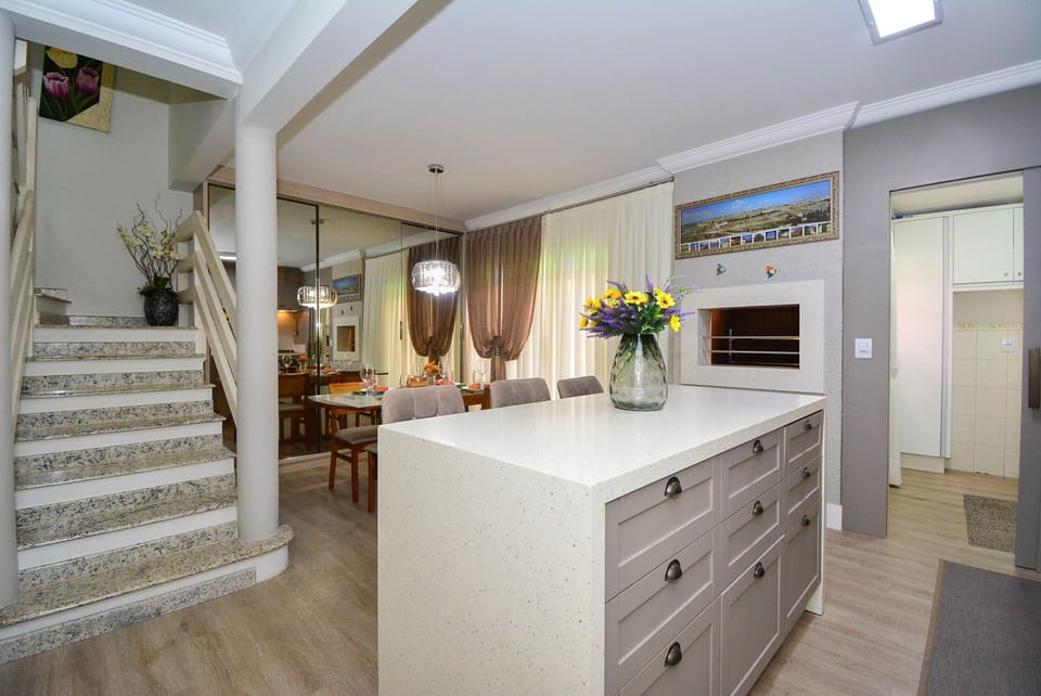 Villa | Dining