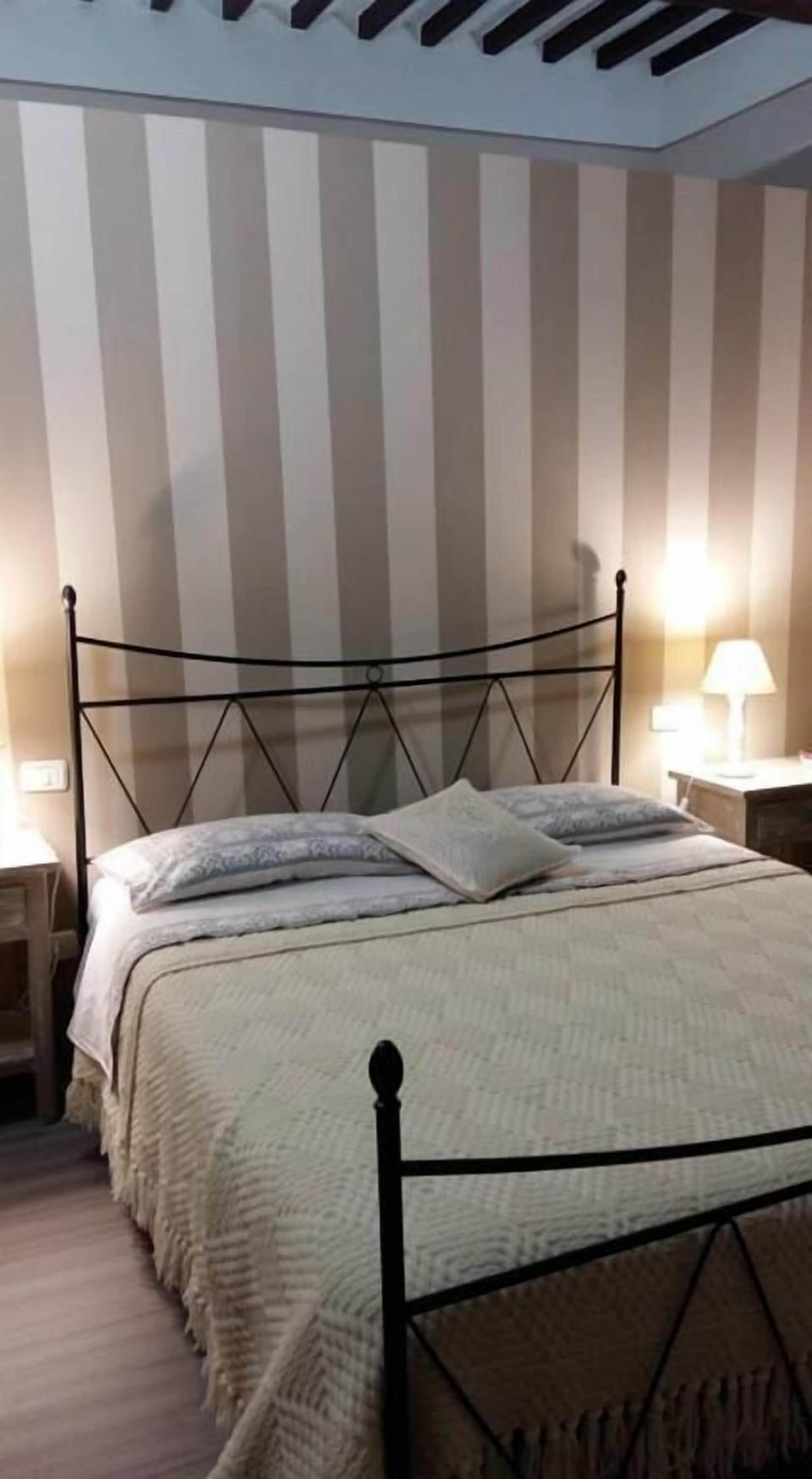 Comfort Double Room, Mountain View | Free WiFi