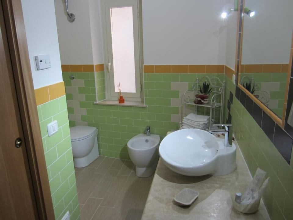 Comfort Double Room, Mountain View | Bathroom | Bidet