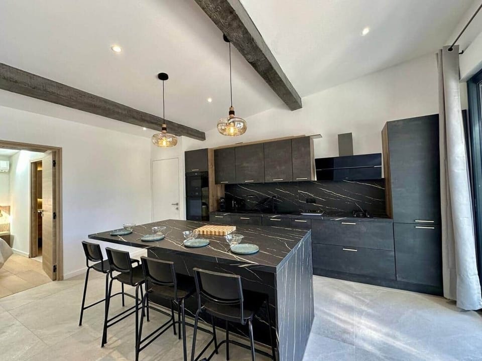 kitchen, dining table, oven, fridge, dishwasher