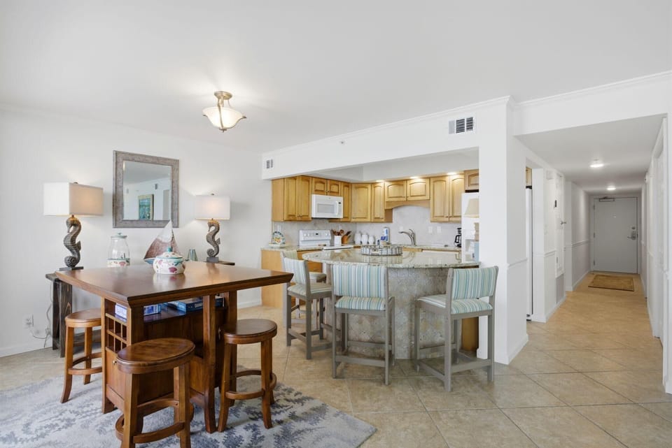Condo, Multiple Beds (SeaSpray Riverside 312) | Dining