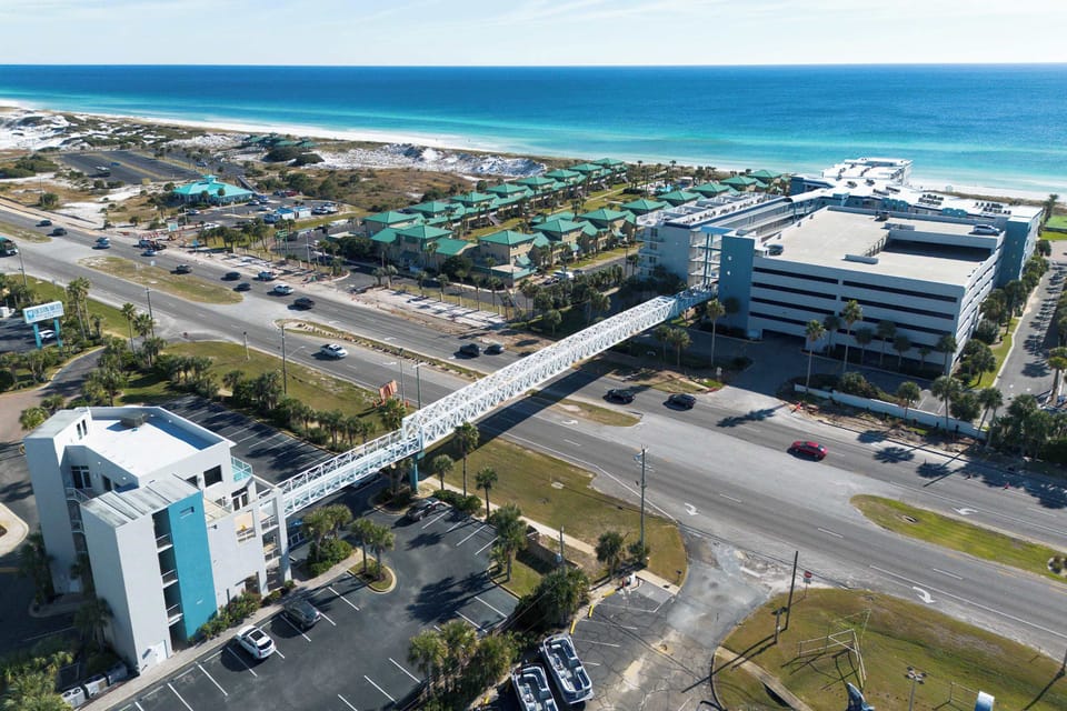 Aerial view Destin West Walkover