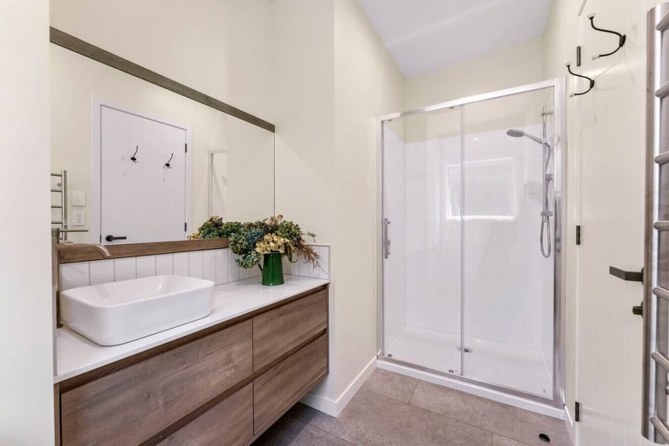Ensuite bathroom