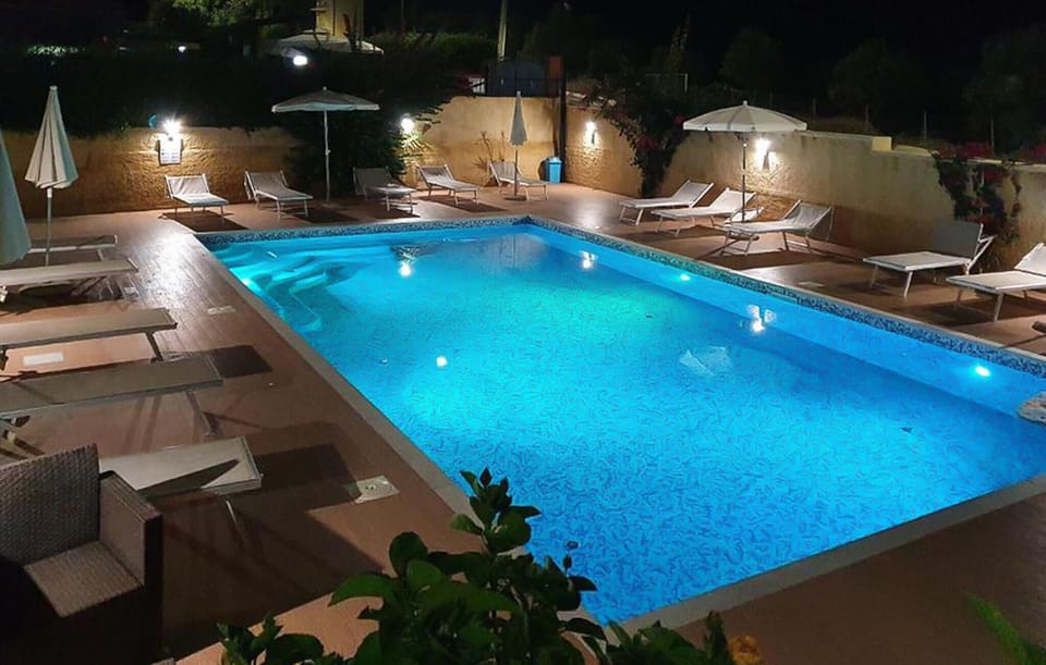pool