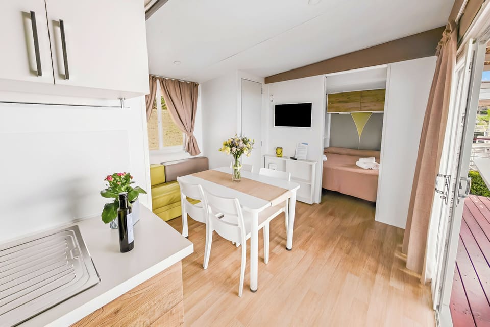 Living and dining room