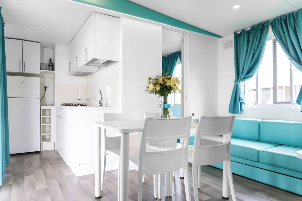 Kitchen and dining area