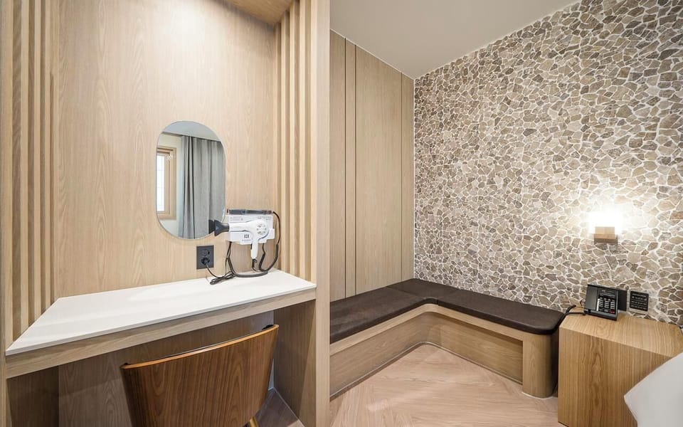 Free toiletries, hair dryer, bidet, towels