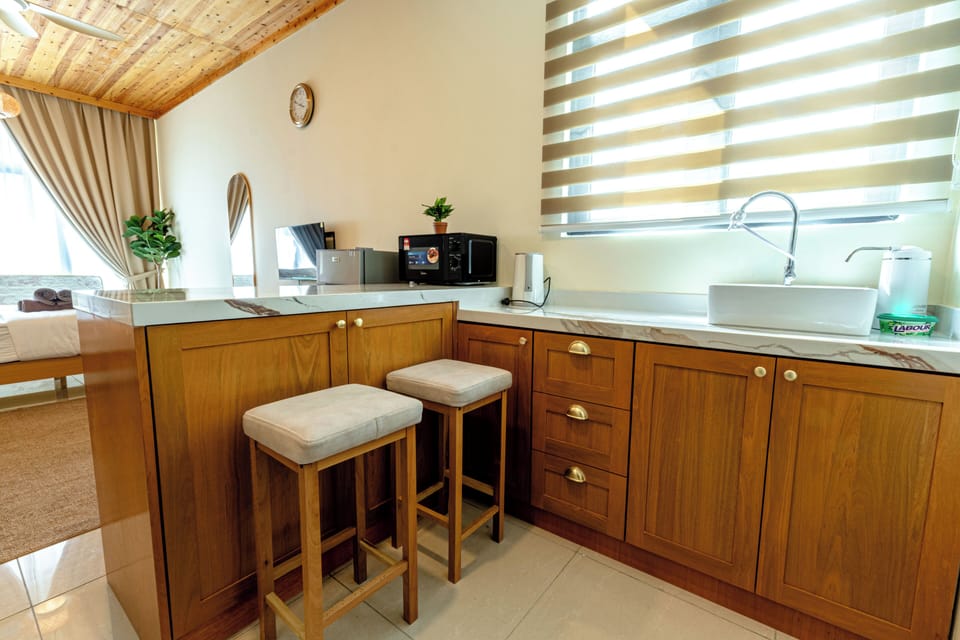 Private kitchenette