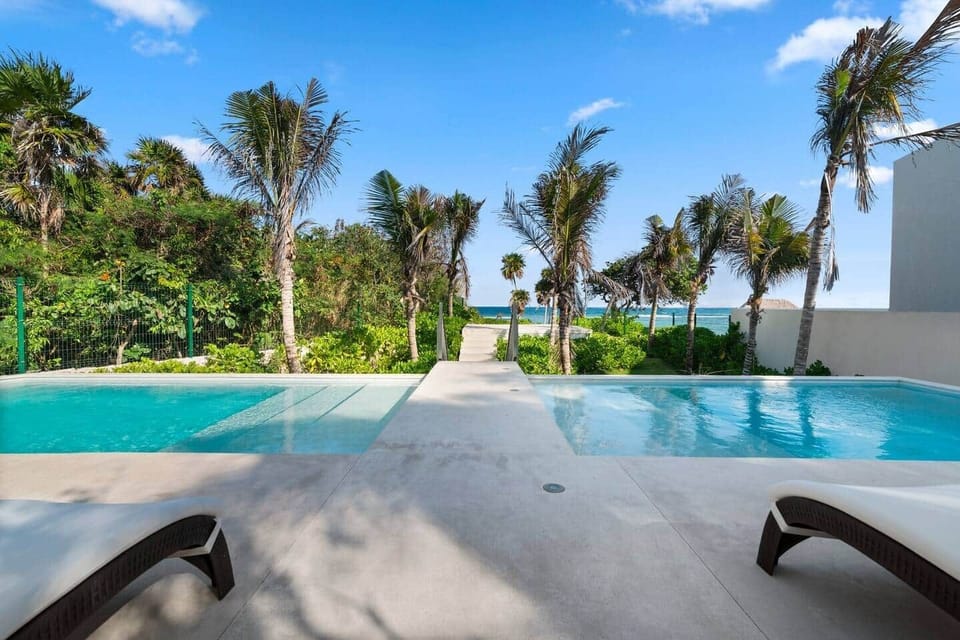 beach club pools overlooking the ocean