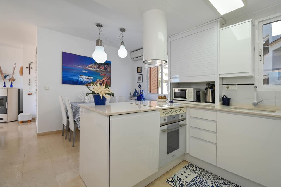 Open kitchen