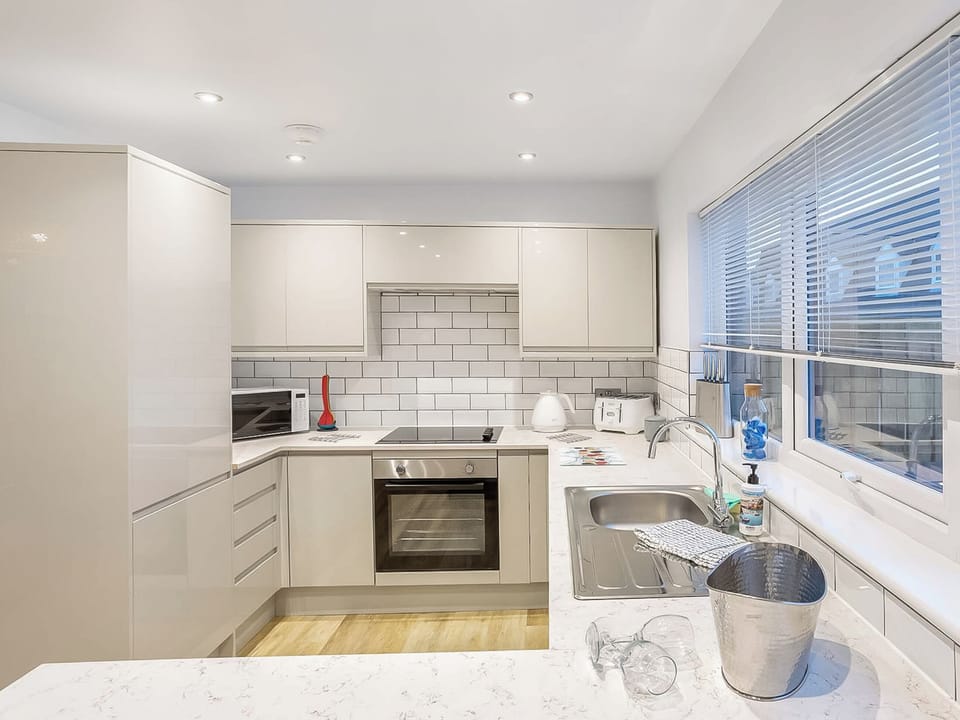 Kitchen area | 106 Residence - Illfracombe Retreats, Illfracombe