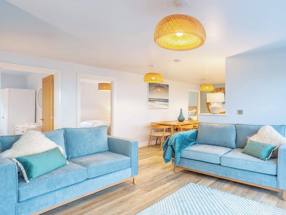Living area | 106 Residence - Illfracombe Retreats, Illfracombe