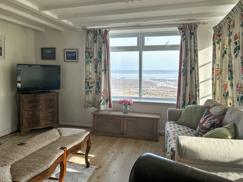 Living area | Shore Cottage - Arbigland Farm, Arbigland, near Kirkbean/Carsethorn