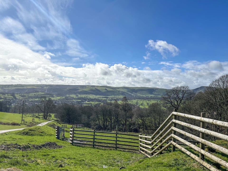Surrounding area | Twitchill Farm Cottage - Twitchill Farm , Hope