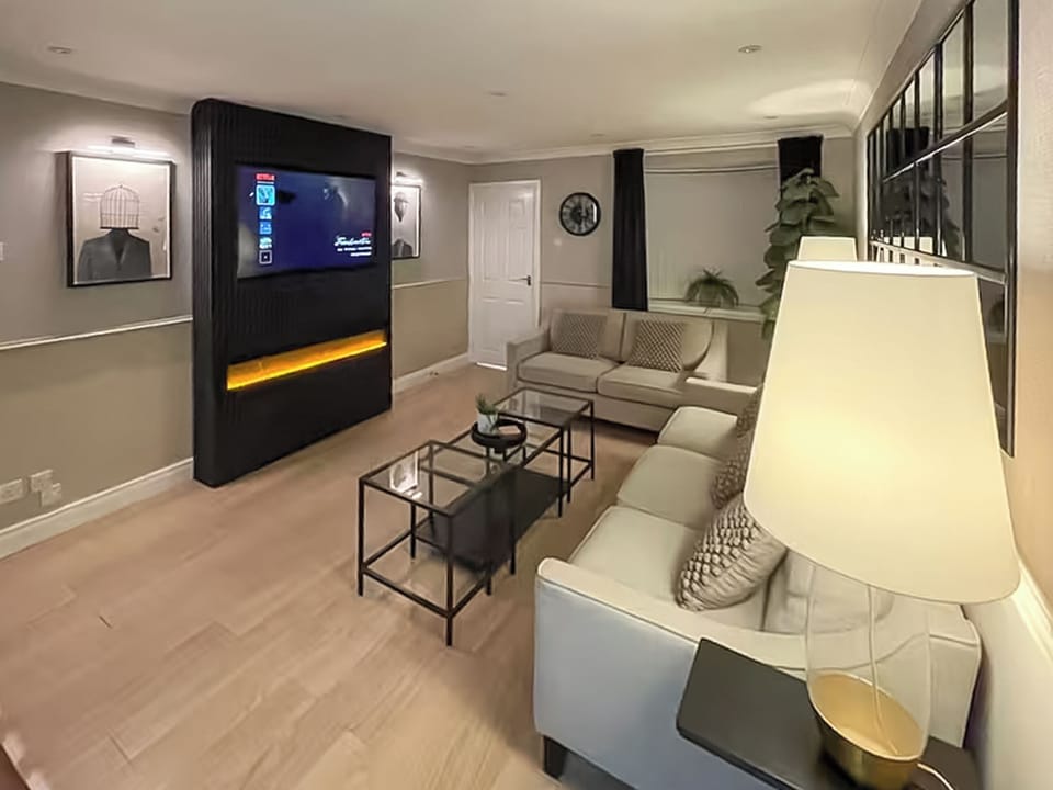 Living area | The Kingston Bull, Newcastle Upon Tyne