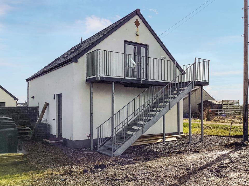 Exterior | Sundown Apartment, Thurso