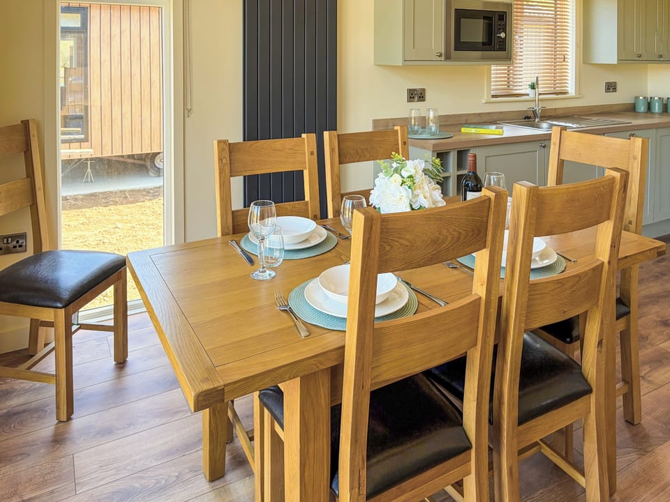 Open plan living space | Lodge 2 - Bolingey Lakes, Perranporth