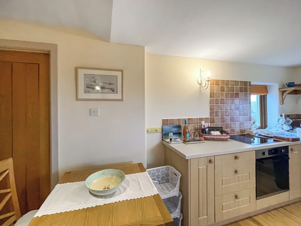 Kitchen/diner | Bothan Aonghais, Portree