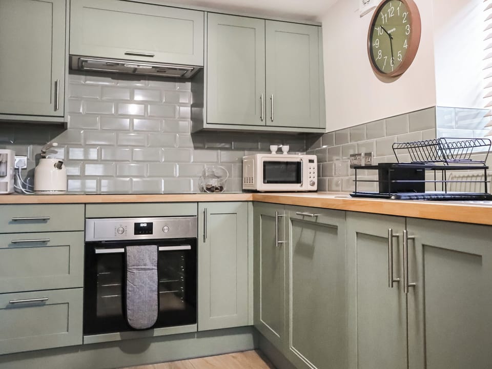 Kitchen | Barton Court Cottage, Cirencester