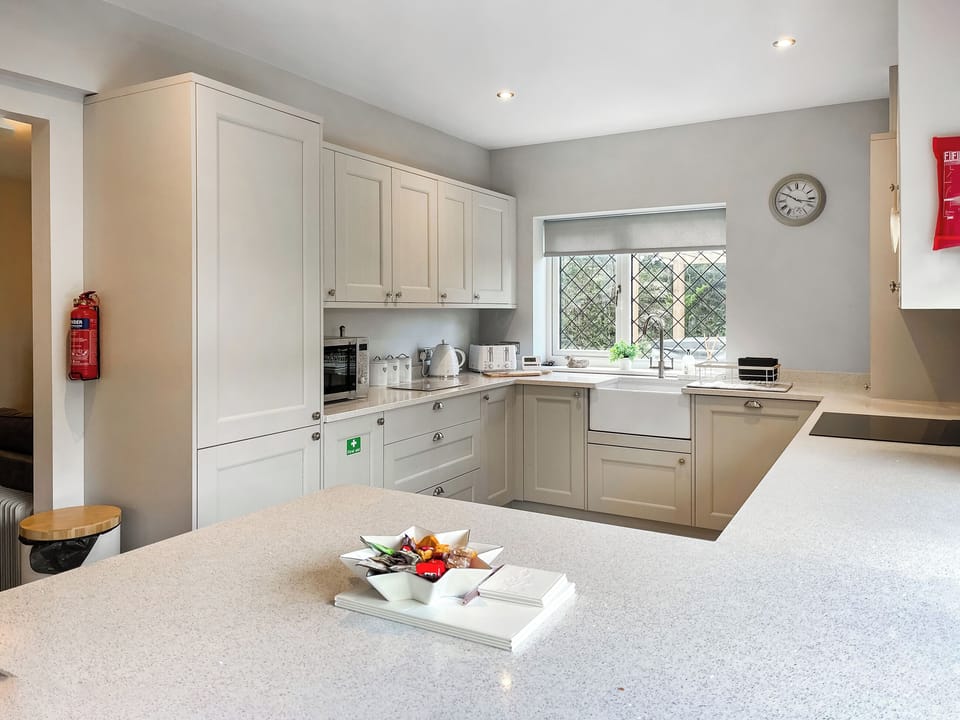 Kitchen | Acorn cottage - Heatherdene Cottages, Wilberfoss, near York