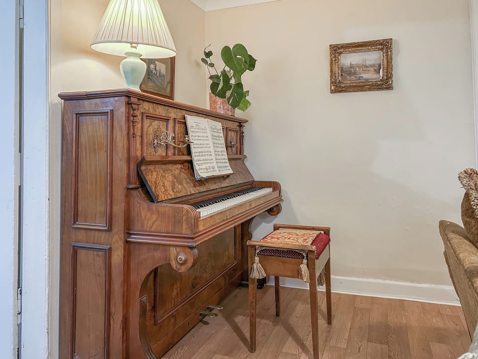 Living room | Foumartdean Cottage - Lochside, Lochside