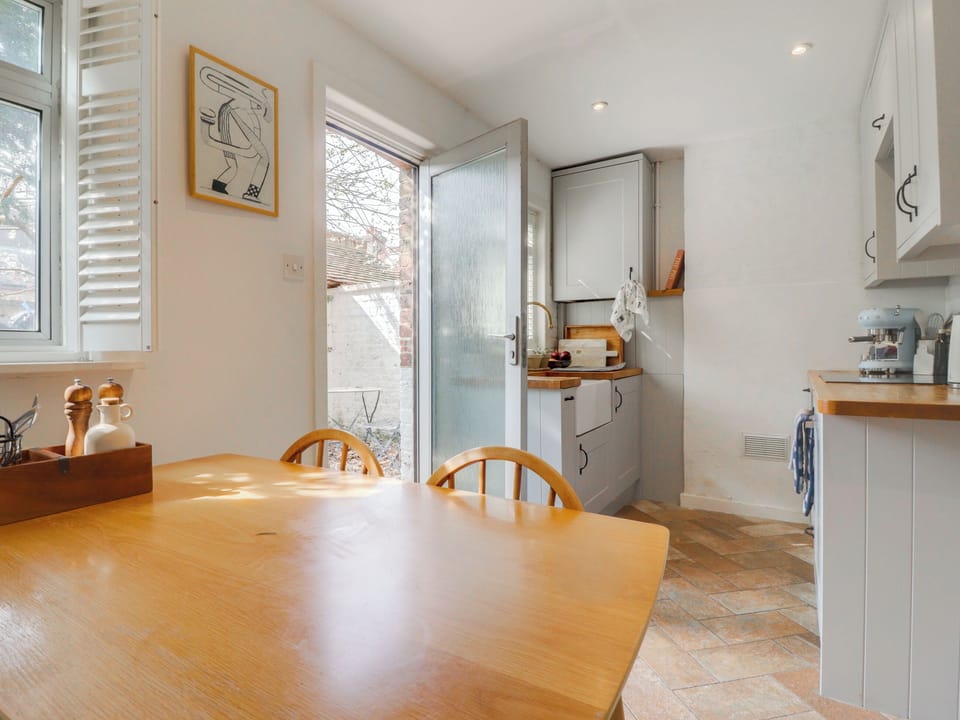 Kitchen/diner | The Cycling Cottage, All Surrey