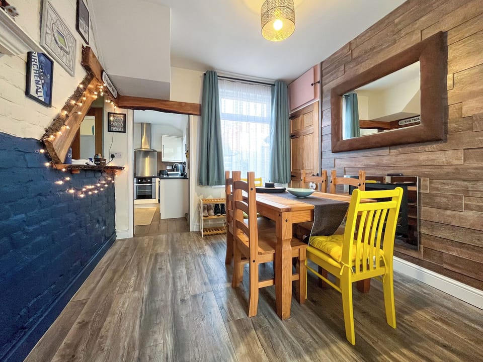 Kitchen/diner | Lemon Top Cottage, Redcar