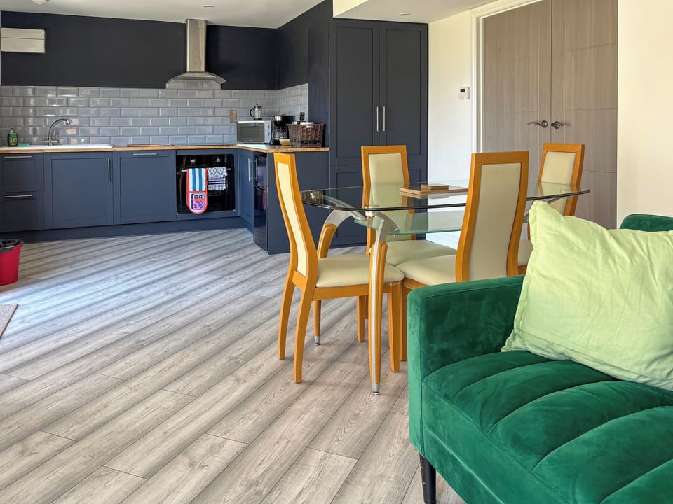 Kitchen | Ashtree Hideaway, Brandon