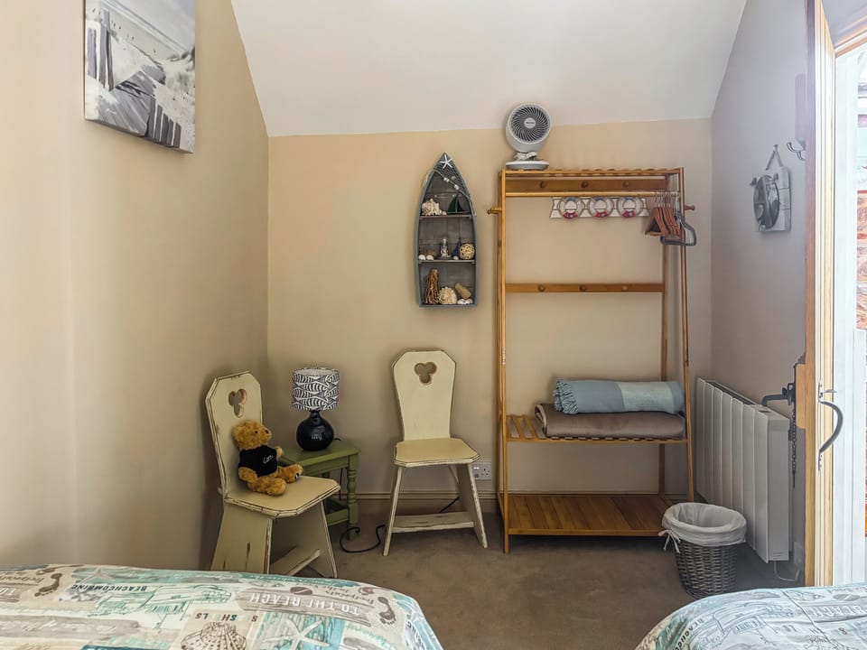 Twin bedroom | Little Stables, Kingsand