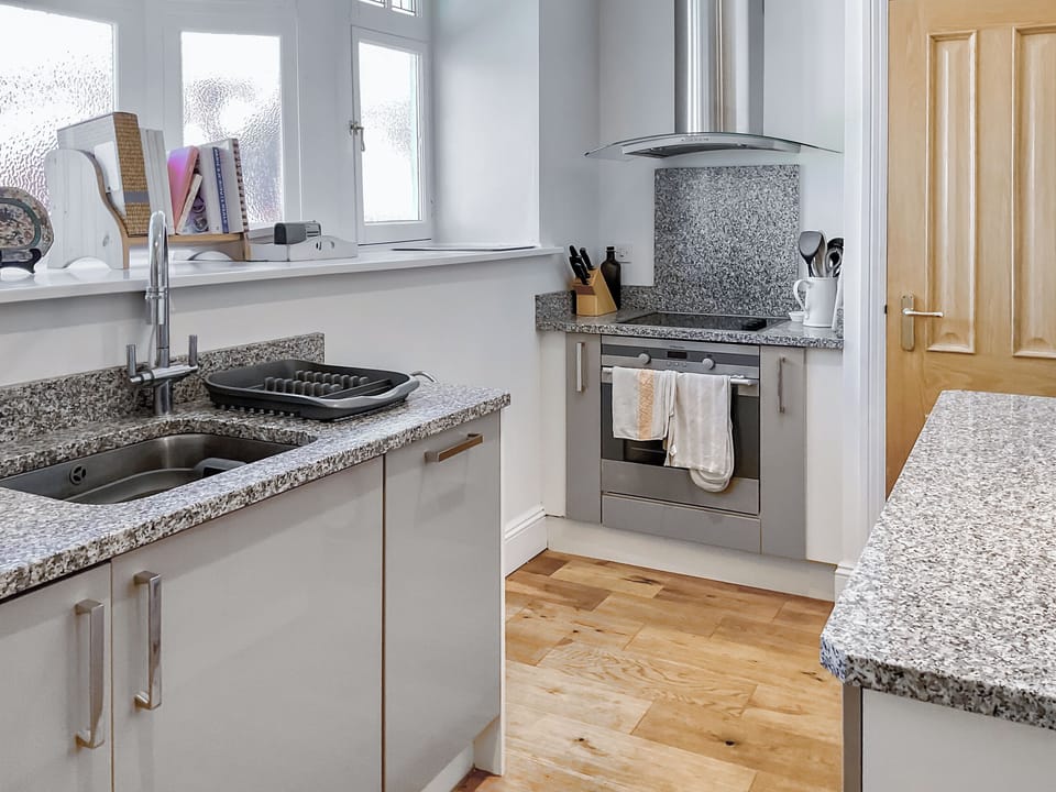 Kitchen | Flat 4 Sea Court, Swanage